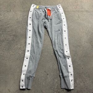 YoungLA Men’s Breakaway Gray Snap- Button Jogger Sweatpants Sz XL Sporty Athlete